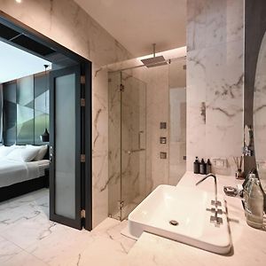One-Bedroom Suite Private Pool